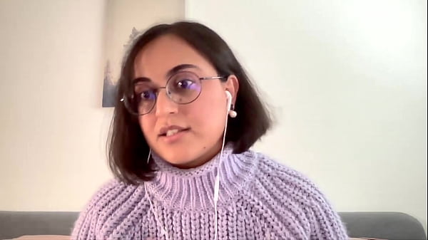 Reedit choose elham ali